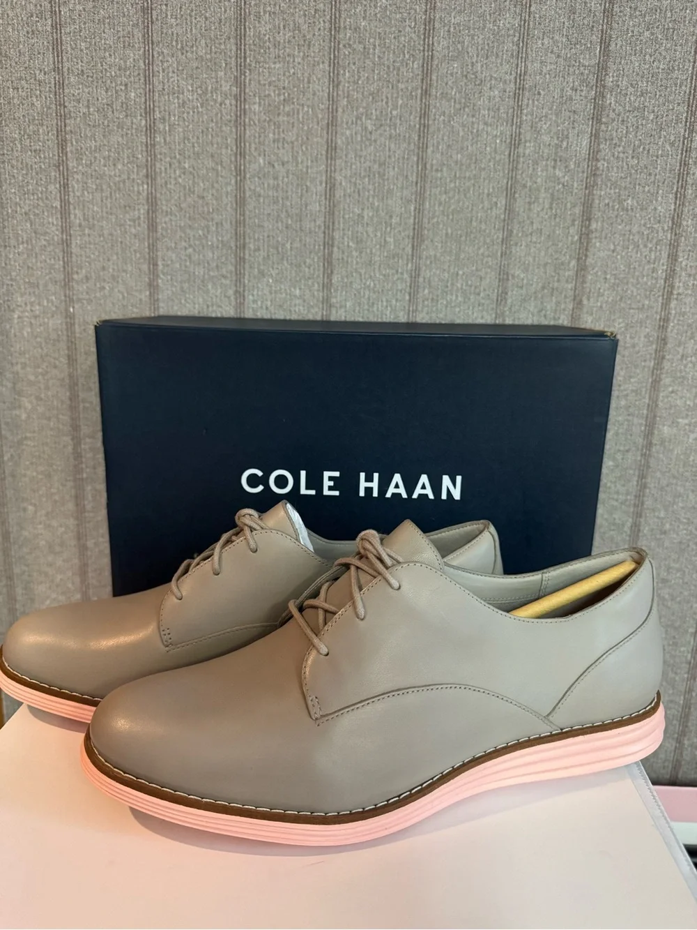 NIB Cole Haan Women's Original Grand Plain Paloma Leather Oxford SZ 8 B Shoes